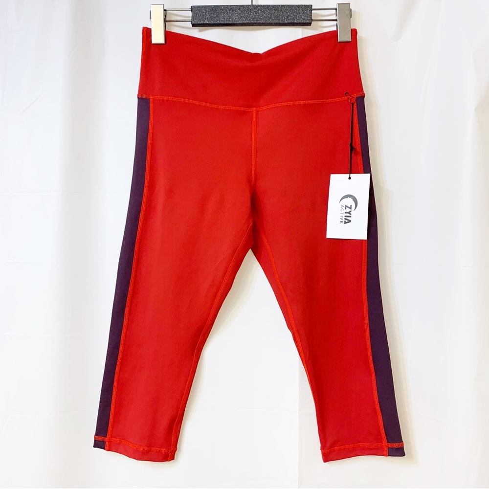 Zyia Active Red Royalty Strip Light n Tight Crop Leggings 17" 6-8 NWT